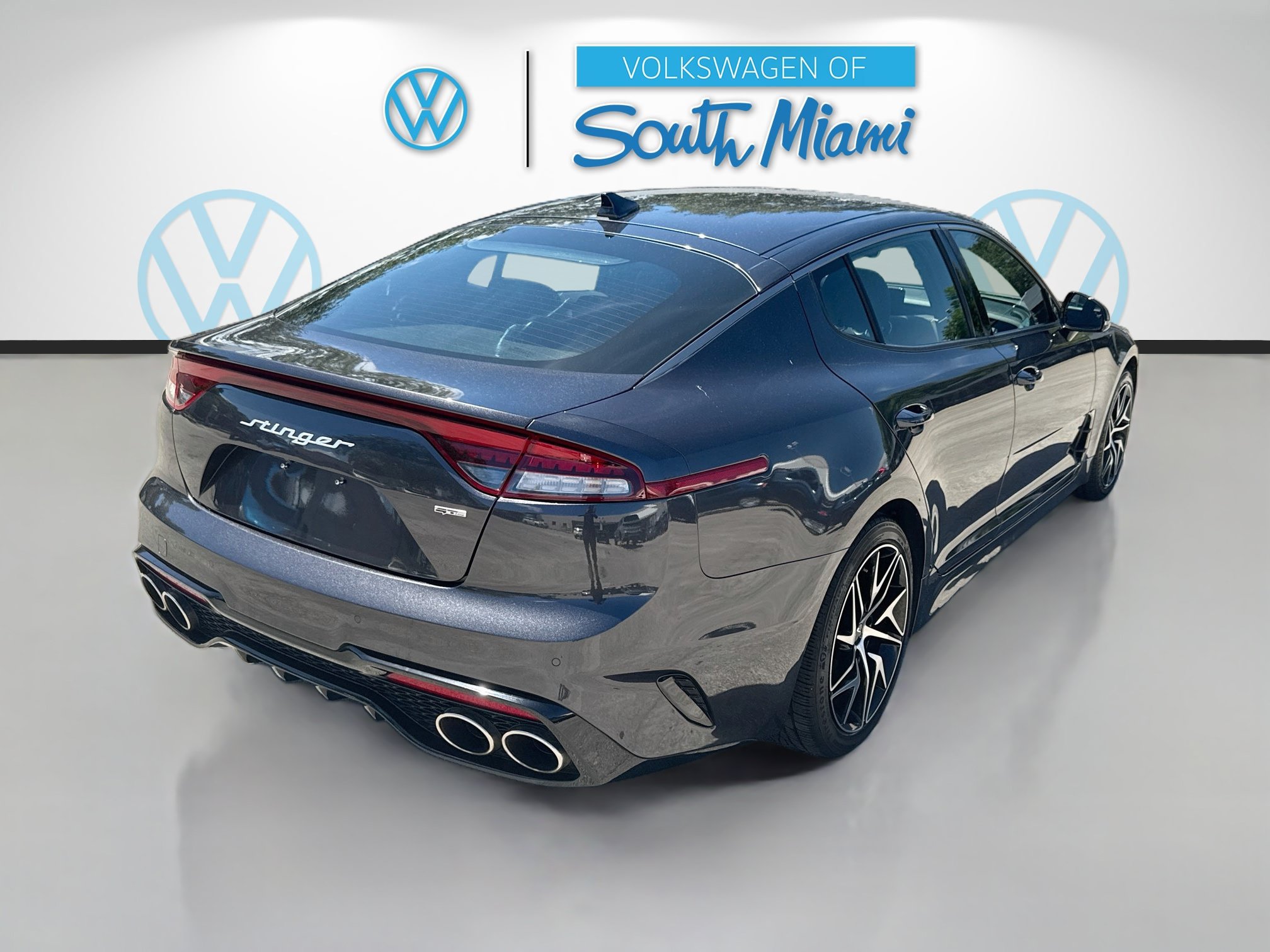 Used 2023 Kia Stinger GT-Line RWD image 7