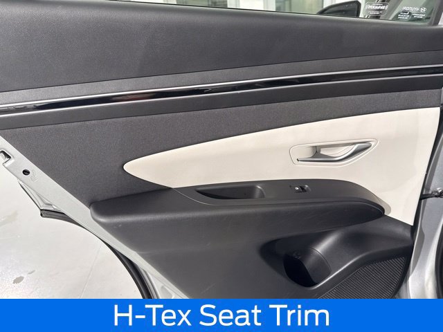 Used 2023 Hyundai Tucson SEL w/ Convenience Package FWD image 17
