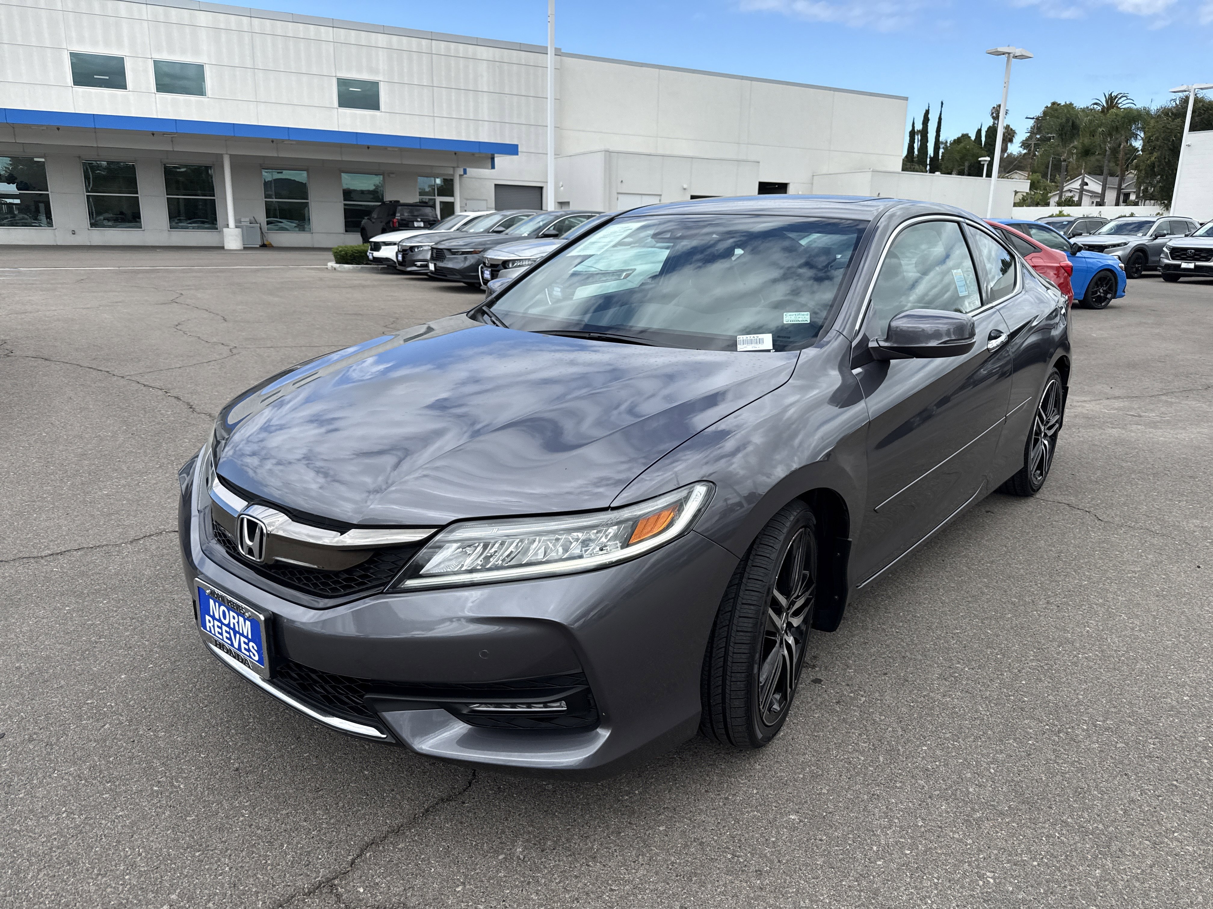 Certified 2017 Honda Accord Touring image 9