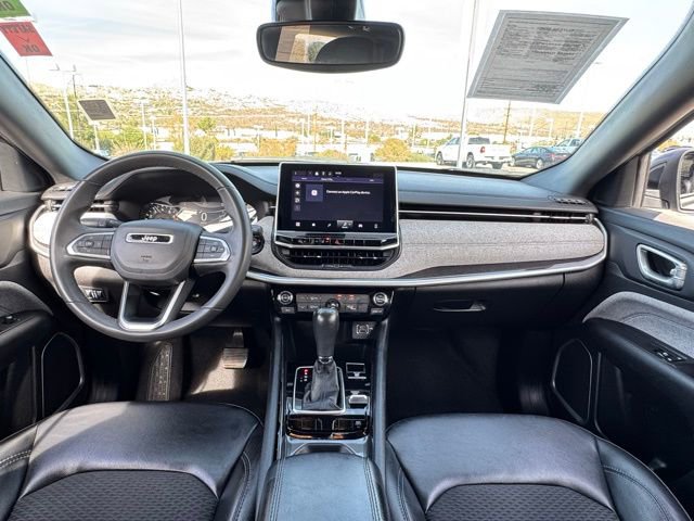 Used 2023 Jeep Compass Latitude image 23