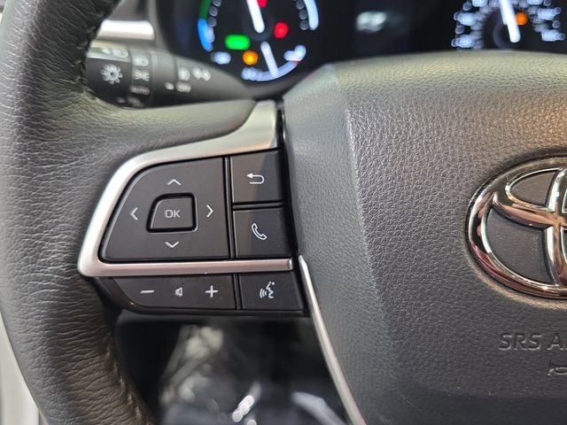 Certified 2023 Toyota Sienna XLE AWD/4WD image 13