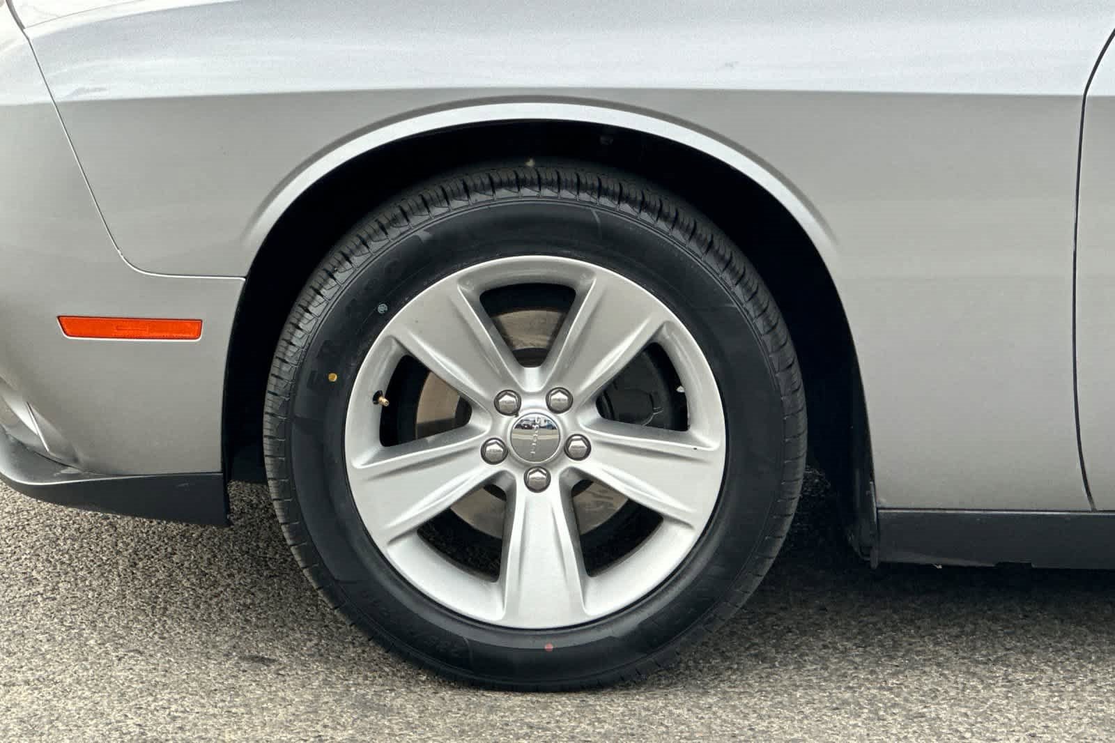 Used 2018 Dodge Challenger SXT image 25