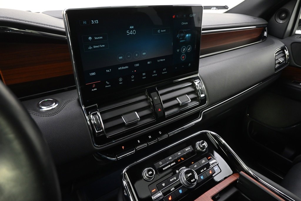 Used 2022 Lincoln Navigator Reserve w/ Monochromatic Package image 28