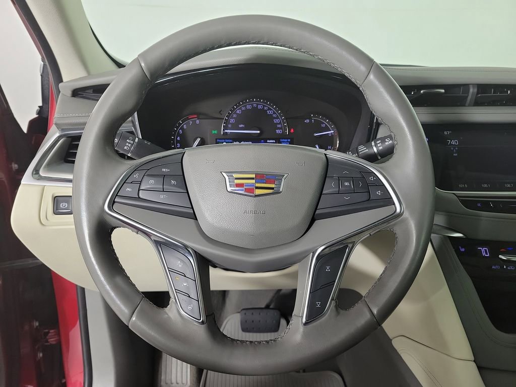 Used 2019 Cadillac XT5 Luxury image 21
