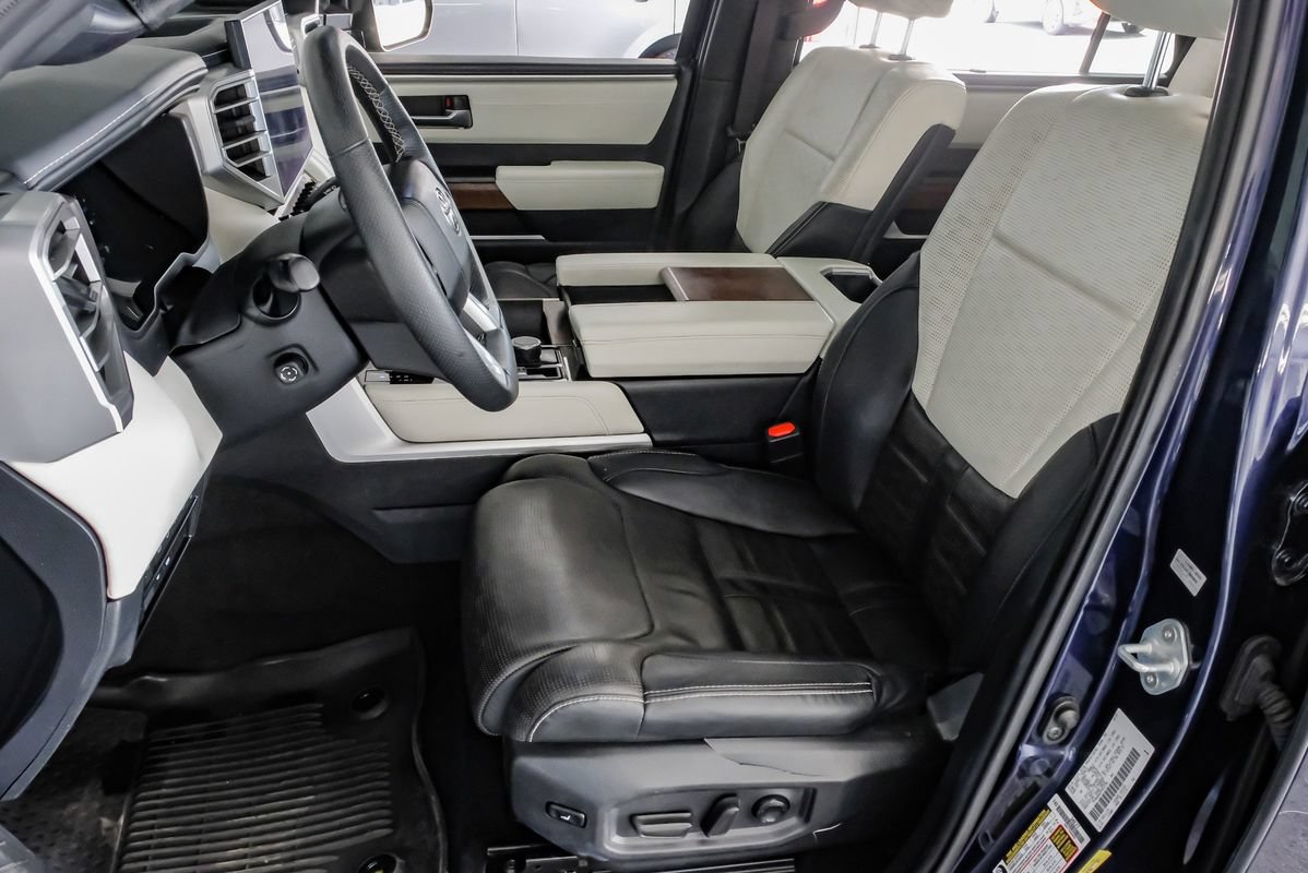 Used 2023 Toyota Sequoia Capstone AWD/4WD image 28