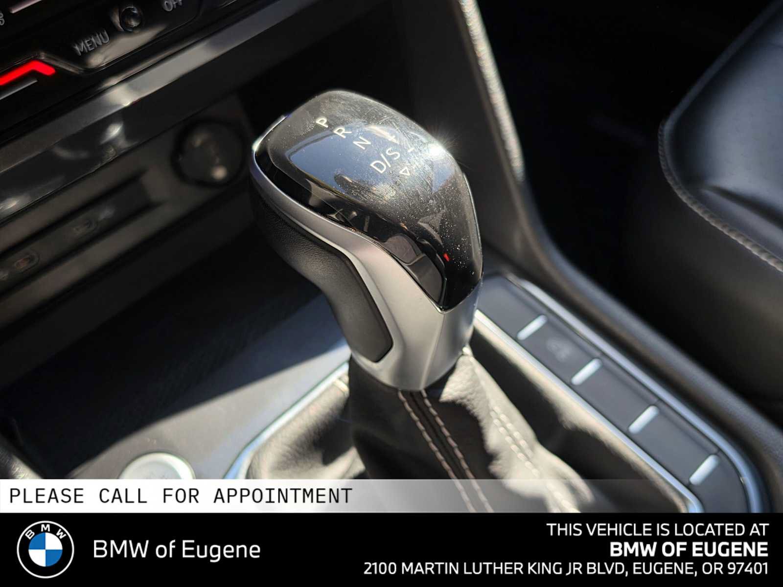 Used 2022 Volkswagen Tiguan SE AWD/4WD image 31