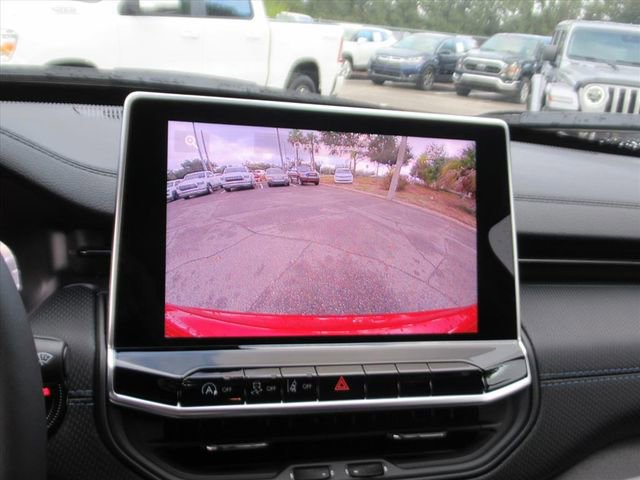 New 2026 Jeep Compass Latitude image 23