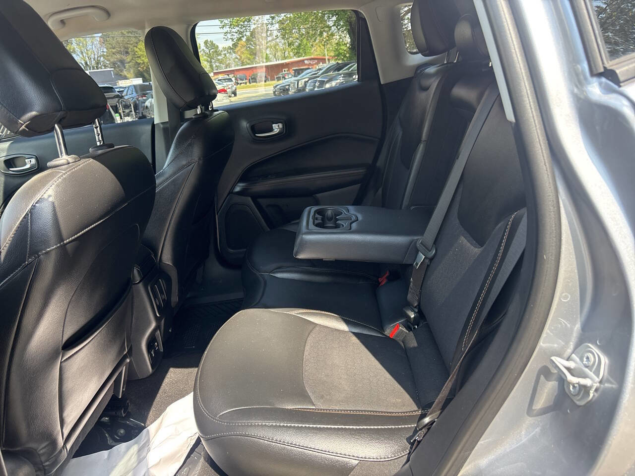 Used 2019 Jeep Compass Latitude image 13