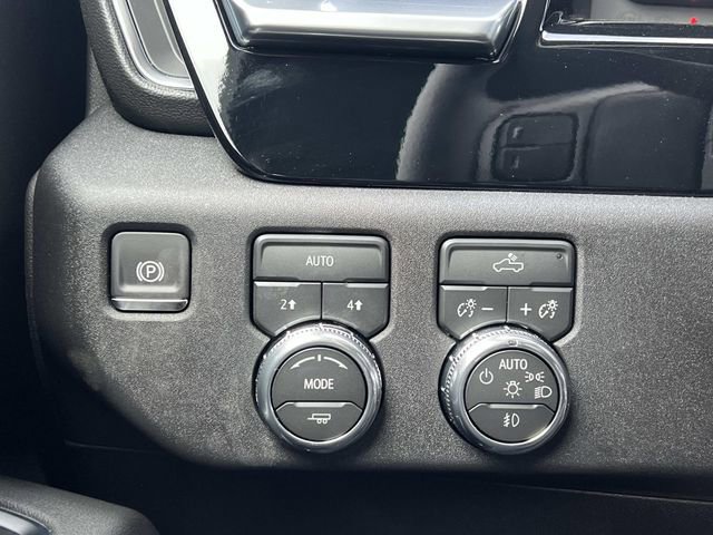 New 2026 GMC Sierra 1500 Elevation image 24