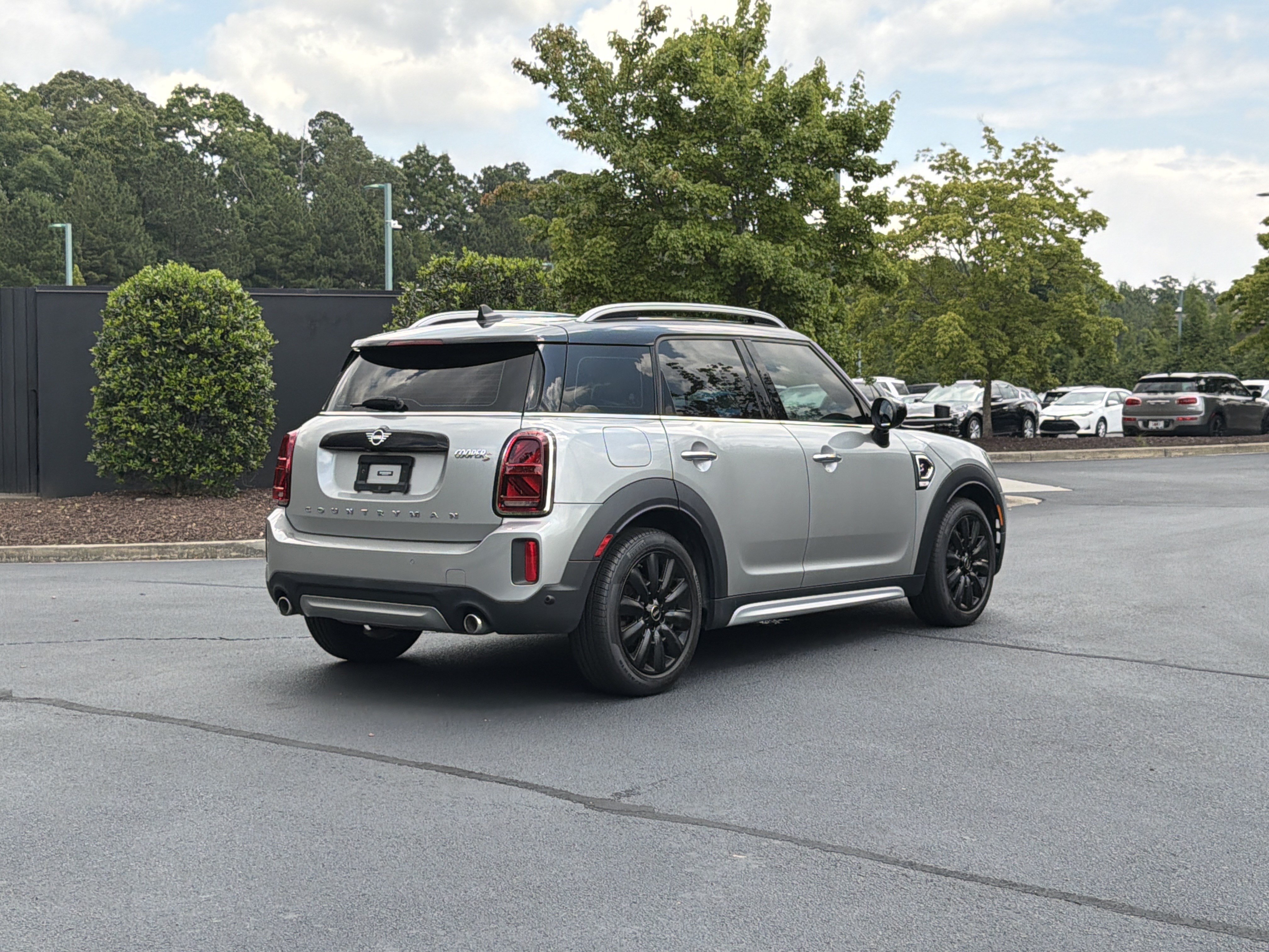 Used 2024 MINI Cooper Countryman S FWD image 3