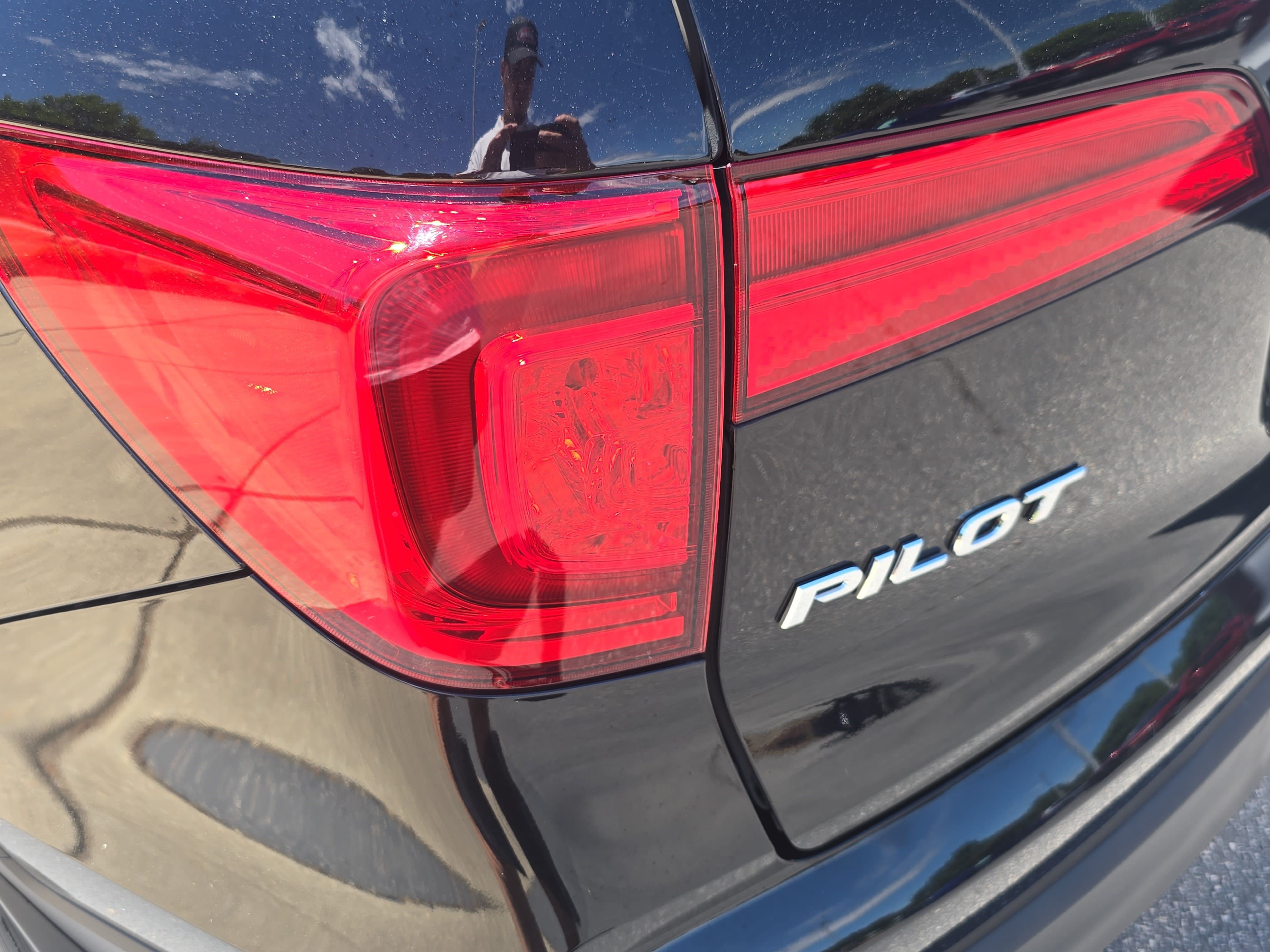 Certified 2018 Honda Pilot EX-L image 36