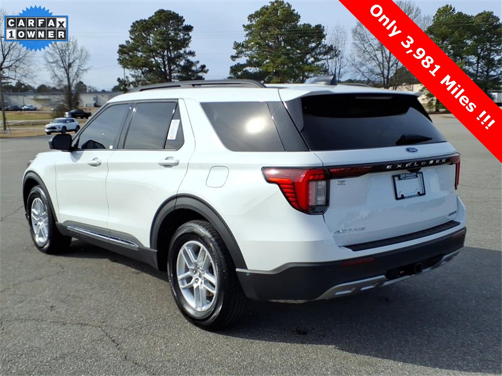 Used 2025 Ford Explorer Active w/ Active Comfort Package image 3