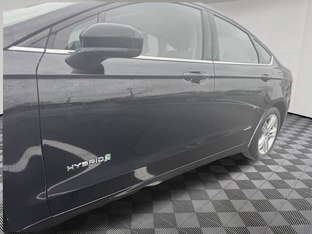Used 2018 Ford Fusion S FWD image 9