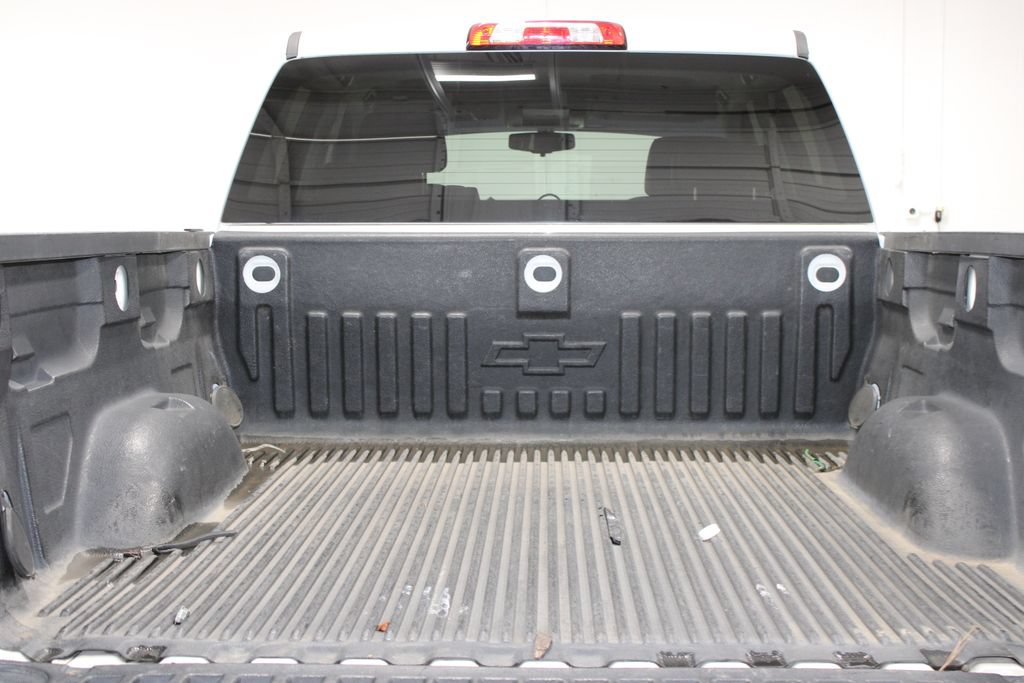 Used 2017 Chevrolet Silverado 1500 LT w/ All Star Edition AWD/4WD image 19