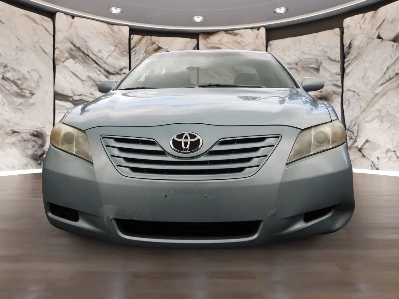Used 2007 Toyota Camry LE FWD image 2