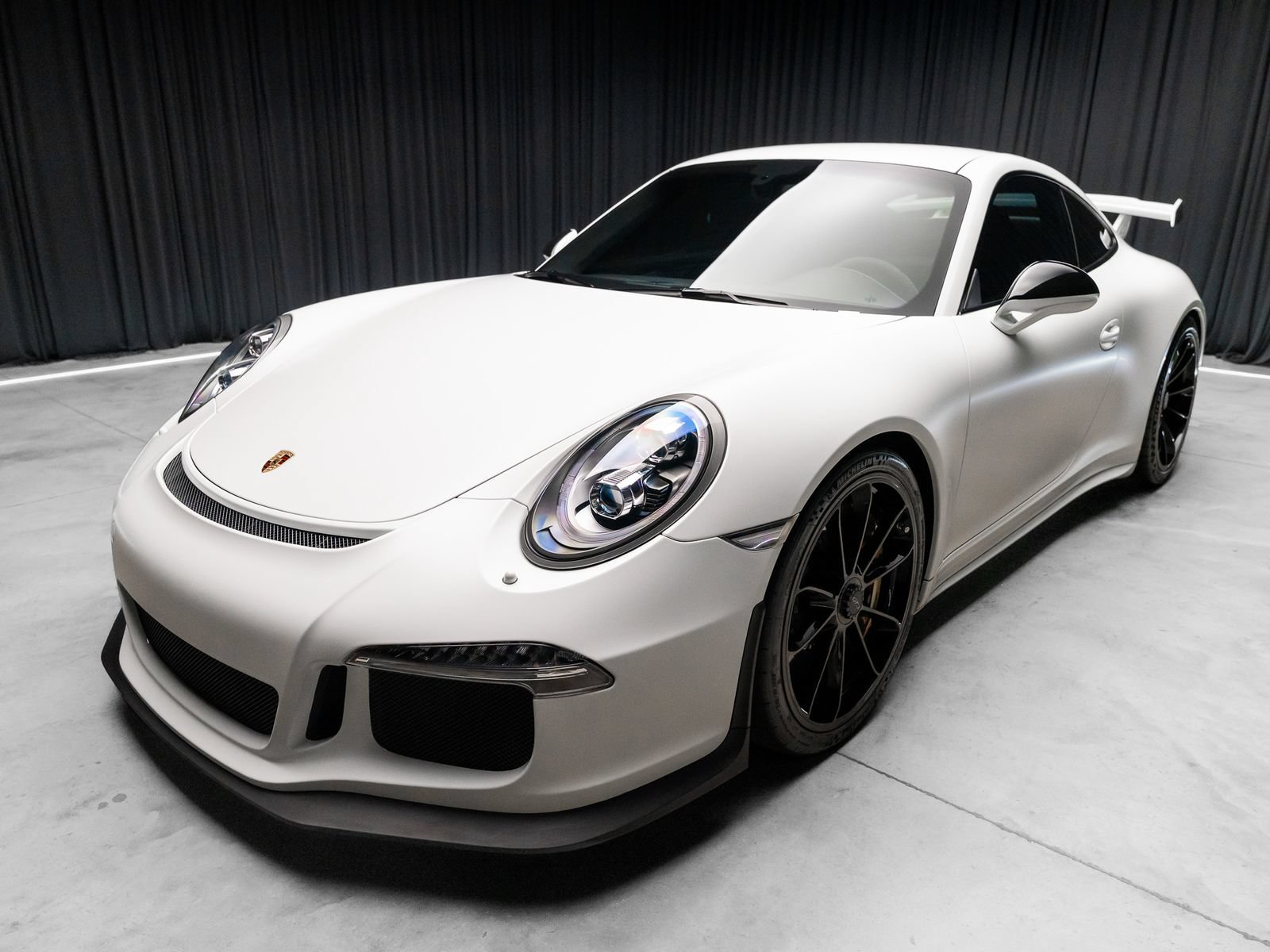 Used 2015 Porsche 911 GT3 w/ Sound Package Plus RWD image 11