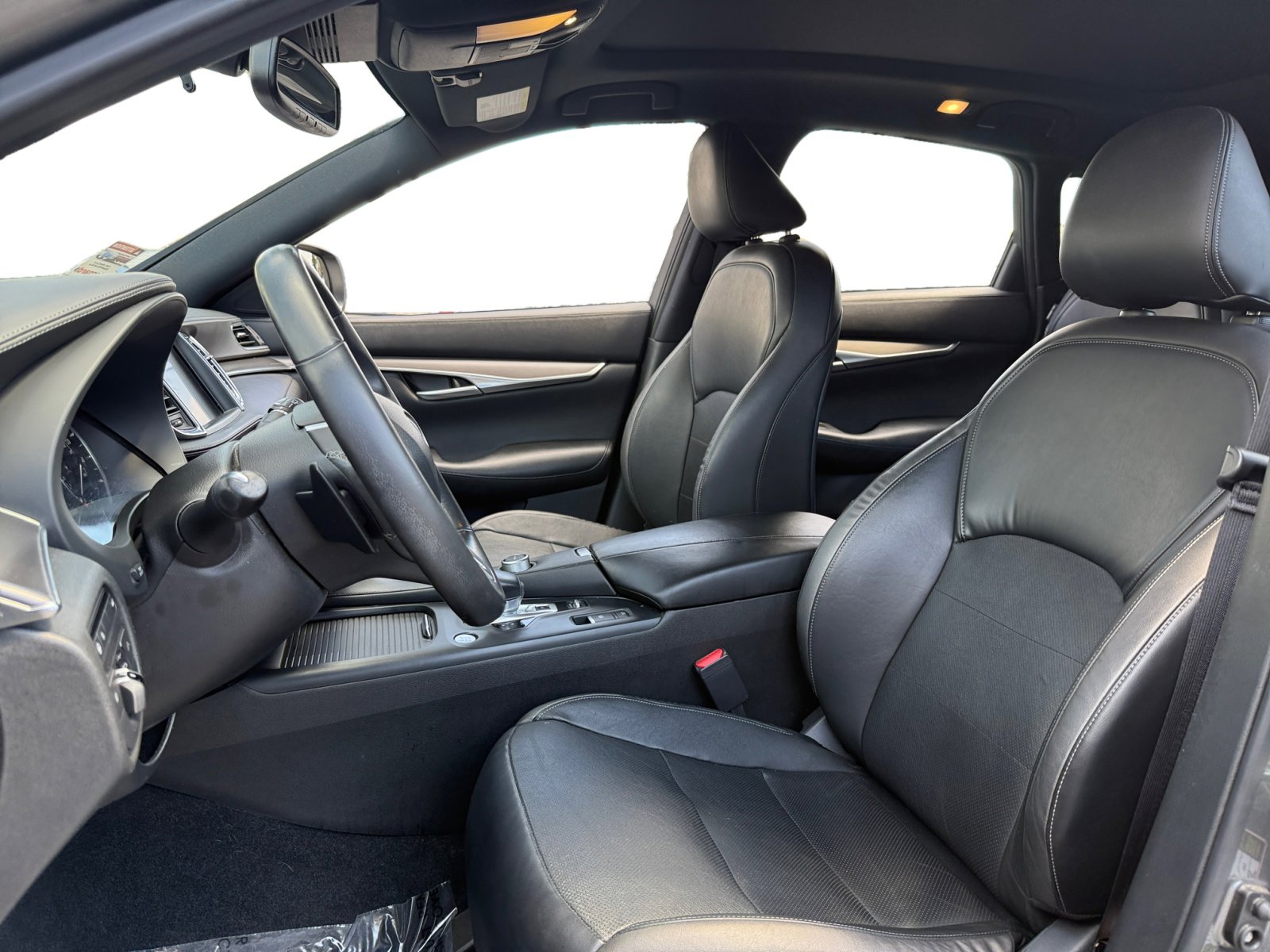 Used 2022 INFINITI QX50 Luxe w/ Appearance Package image 9