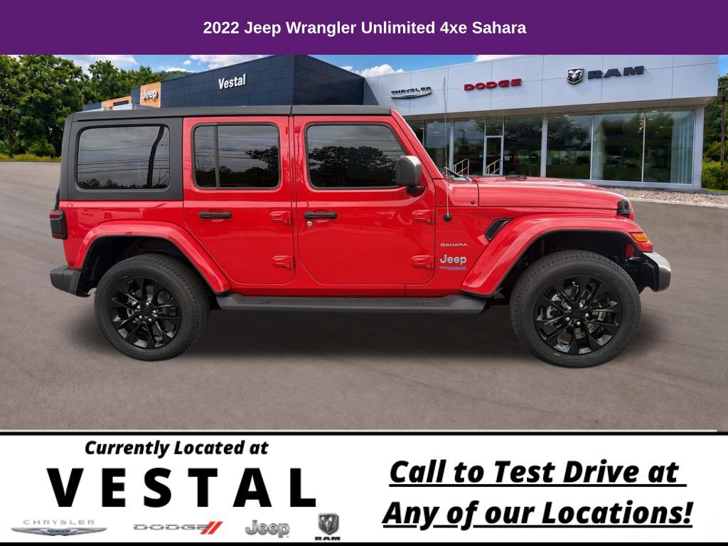 Used 2022 Jeep Wrangler Unlimited Sahara AWD/4WD image 3