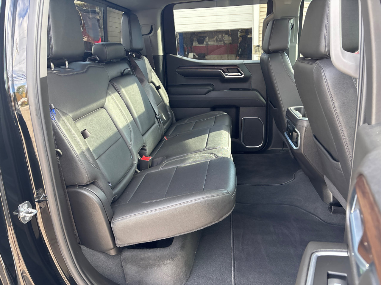 Used 2022 GMC Sierra 1500 SLT w/ SLT Premium Plus Package image 14