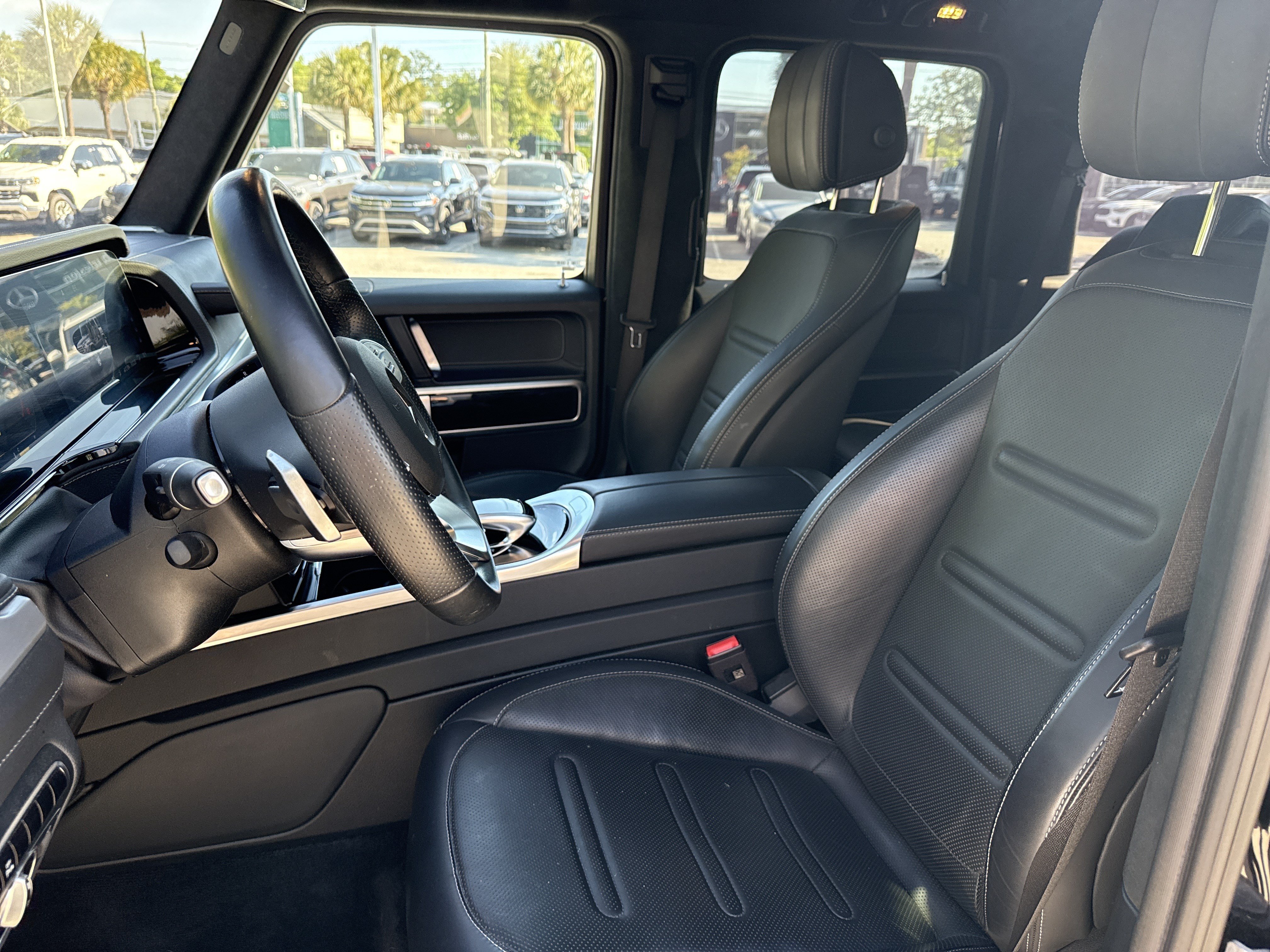 Used 2023 Mercedes-Benz G 550 image 16