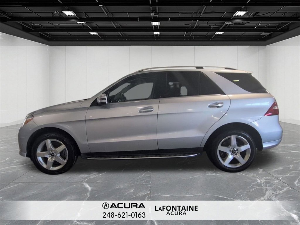 Used 2013 Mercedes-Benz ML 550 4MATIC w/ Premium 1 Pkg image 2