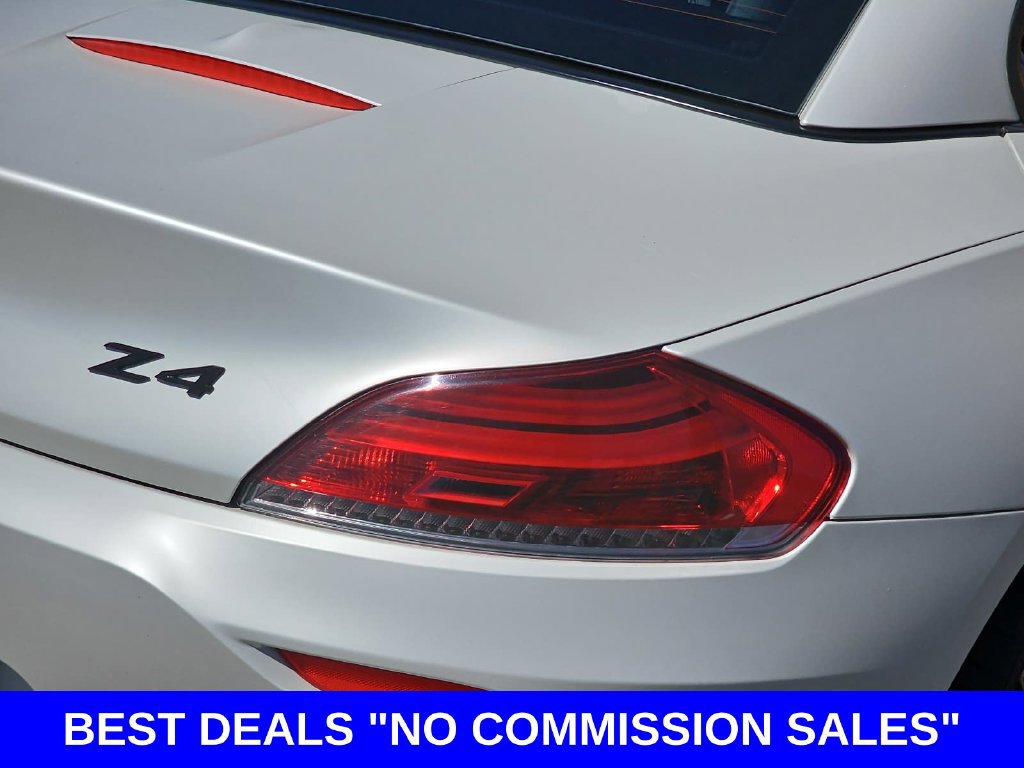 Used 2011 BMW Z4 sDrive35i RWD image 38