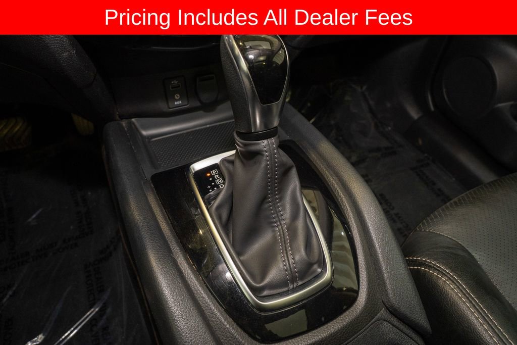Used 2017 Nissan Rogue SV FWD image 14