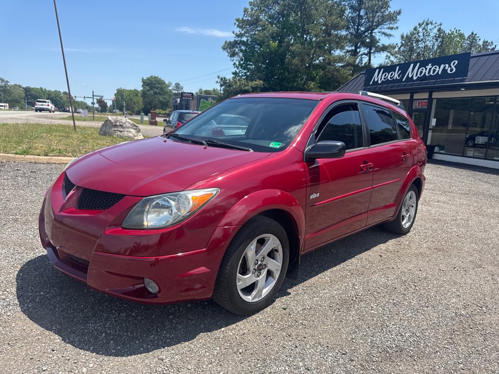 Used 2004 Pontiac Vibe w/ Moon And Tunes Value Package FWD image 1