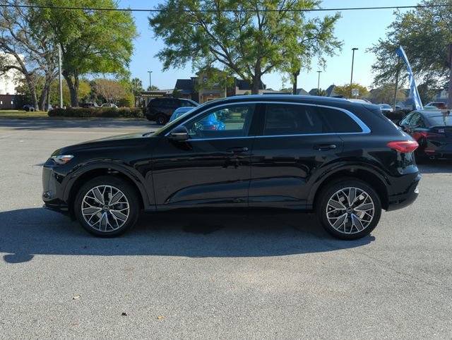 Used 2025 Audi Q5 Premium Plus w/ Premium Plus image 7