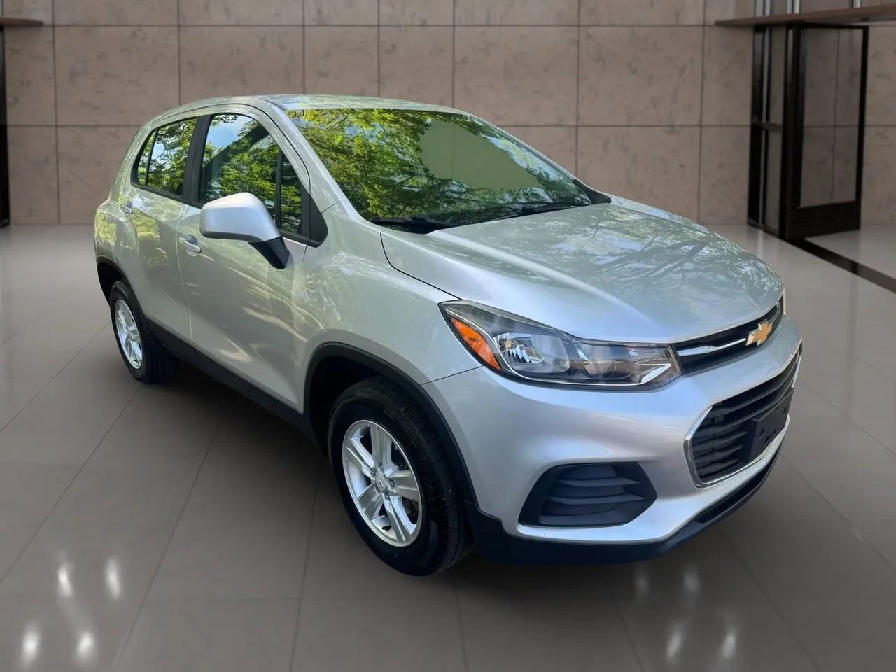Used 2017 Chevrolet Trax LS image 9