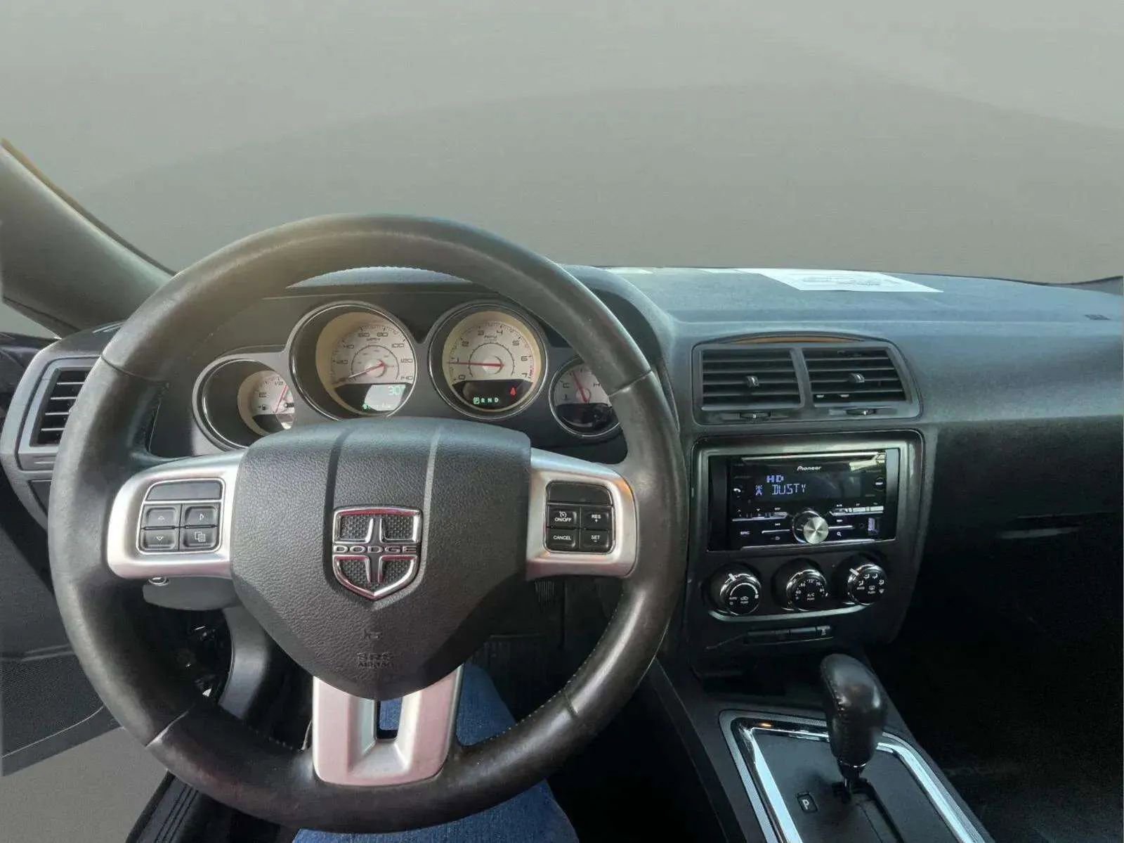 Used 2013 Dodge Challenger SXT RWD image 14