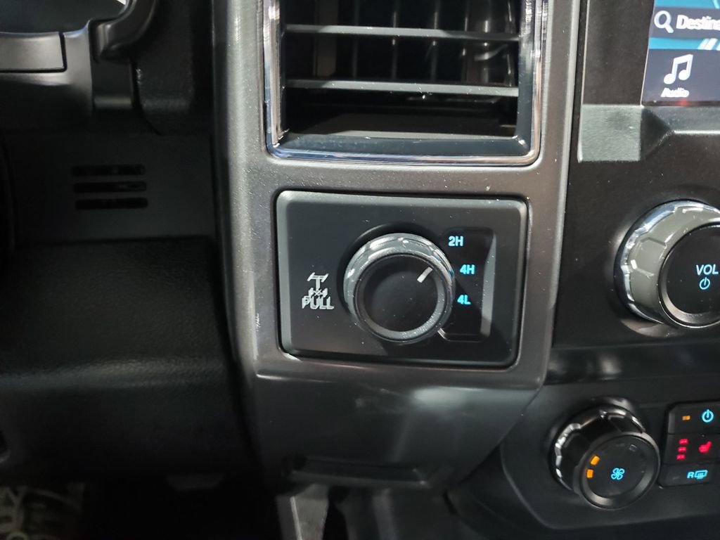 Used 2019 Ford F150 XLT w/ Equipment Group 302A Luxury image 32