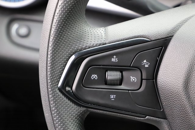 Used 2025 Chevrolet Trax LS image 20