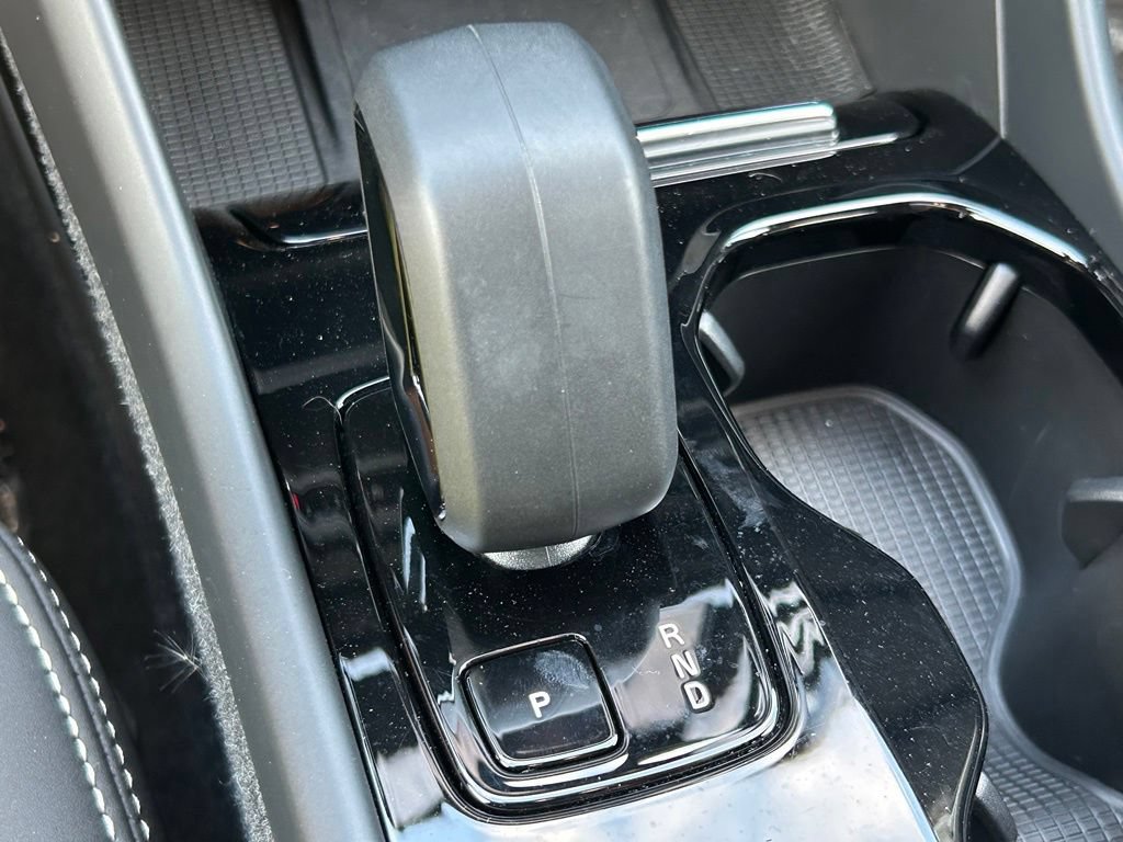 Used 2023 Volvo XC40 Recharge Ultimate AWD/4WD image 32