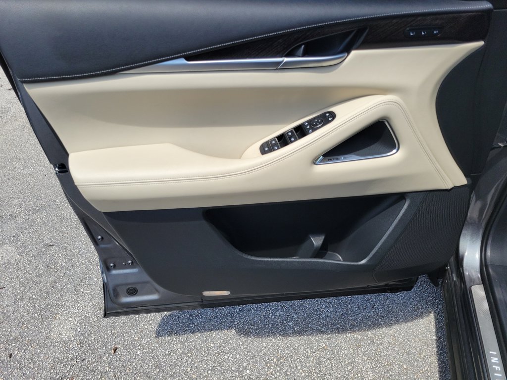 Used 2022 INFINITI QX60 Sensory w/ Vision Package FWD image 26