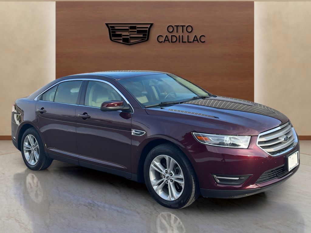 Used 2019 Ford Taurus SEL image 7