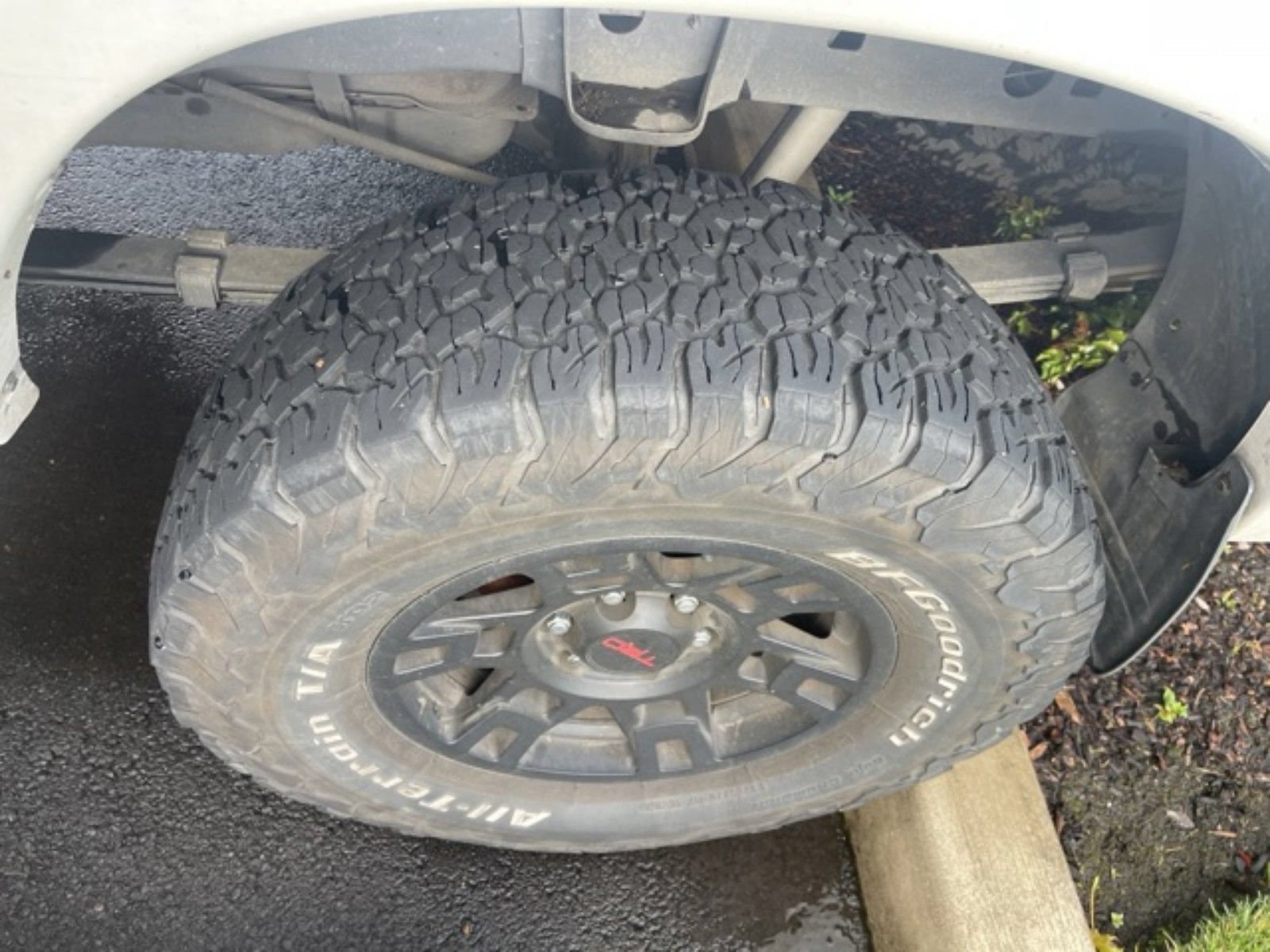 Used 2004 Toyota Tundra SR5 w/ TRD Off-Road Pkg AWD/4WD image 10