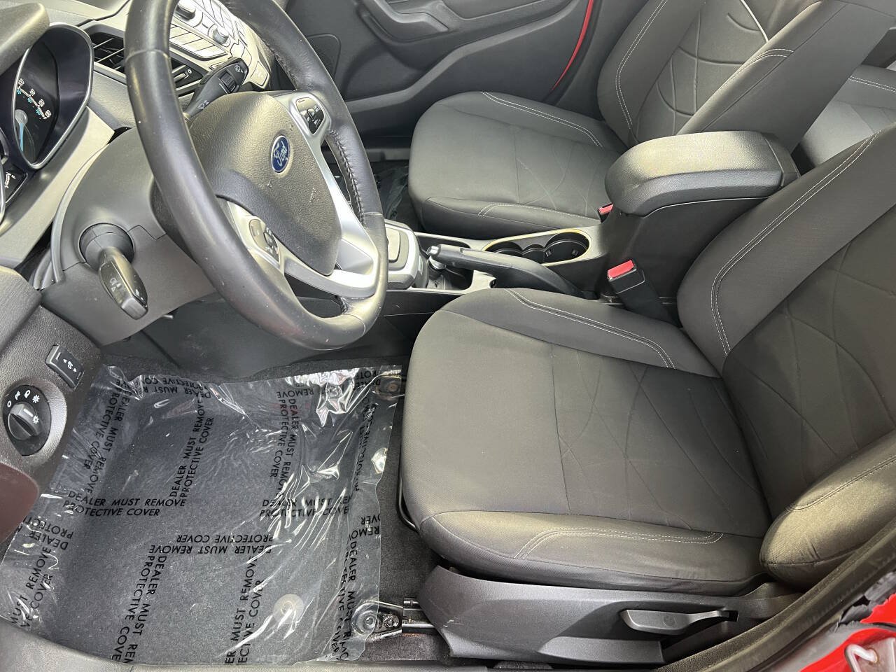 Used 2014 Ford Fiesta SE FWD image 9