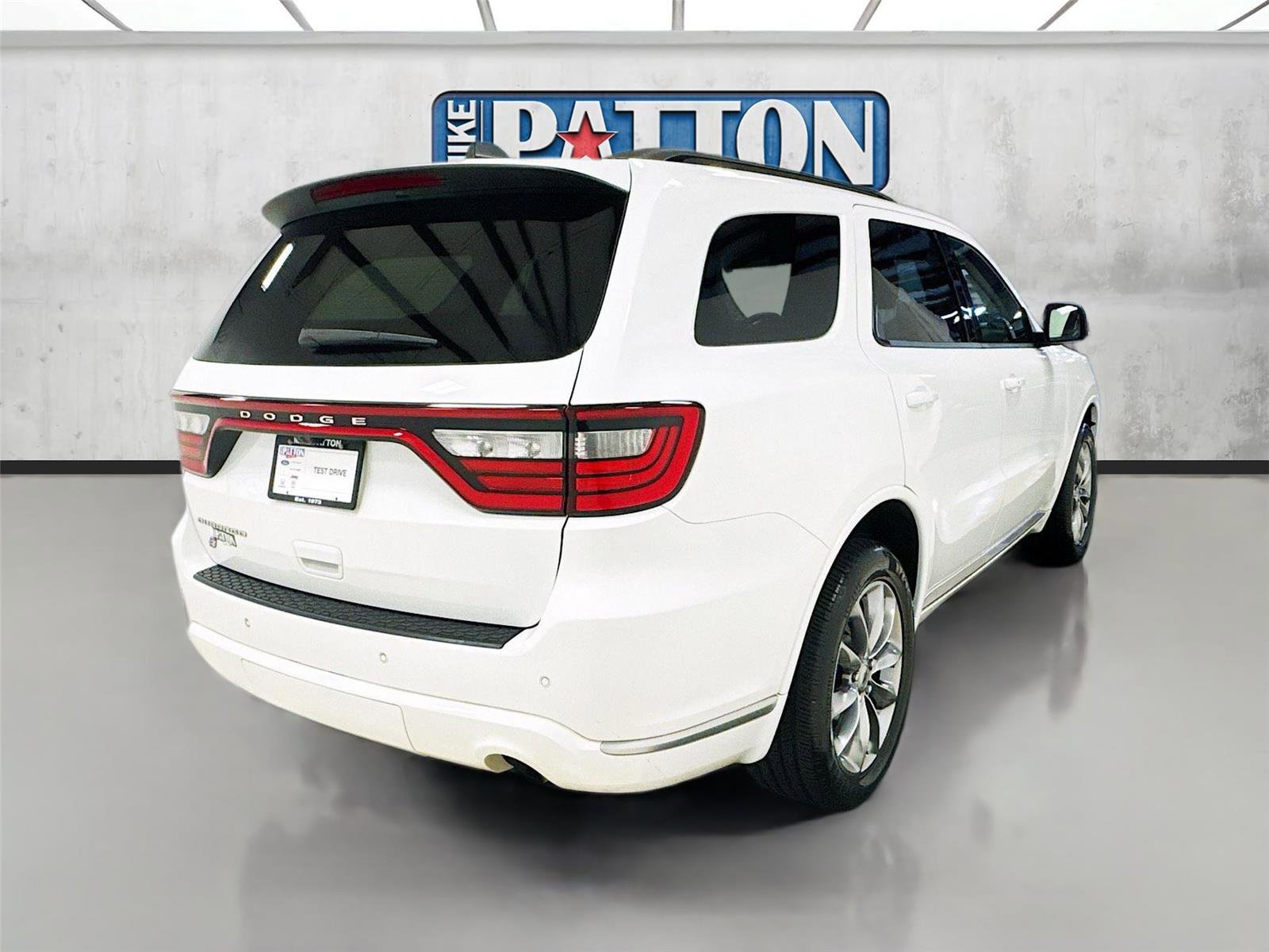 Used 2022 Dodge Durango SXT w/ Anodized Platinum Package image 7