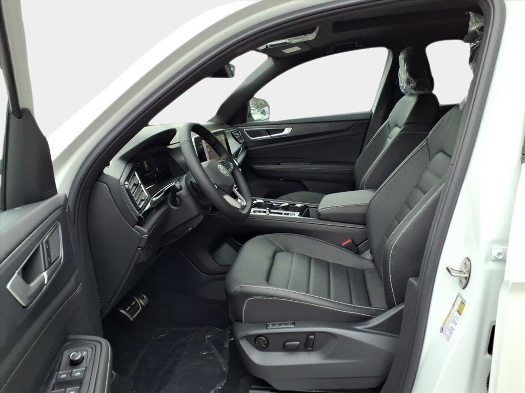 New 2026 Volkswagen Atlas Cross Sport SEL R-Line image 11