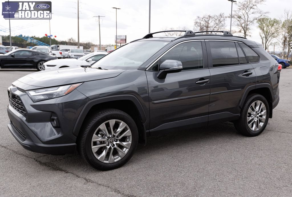 Used 2024 Toyota RAV4 XLE Premium image 2