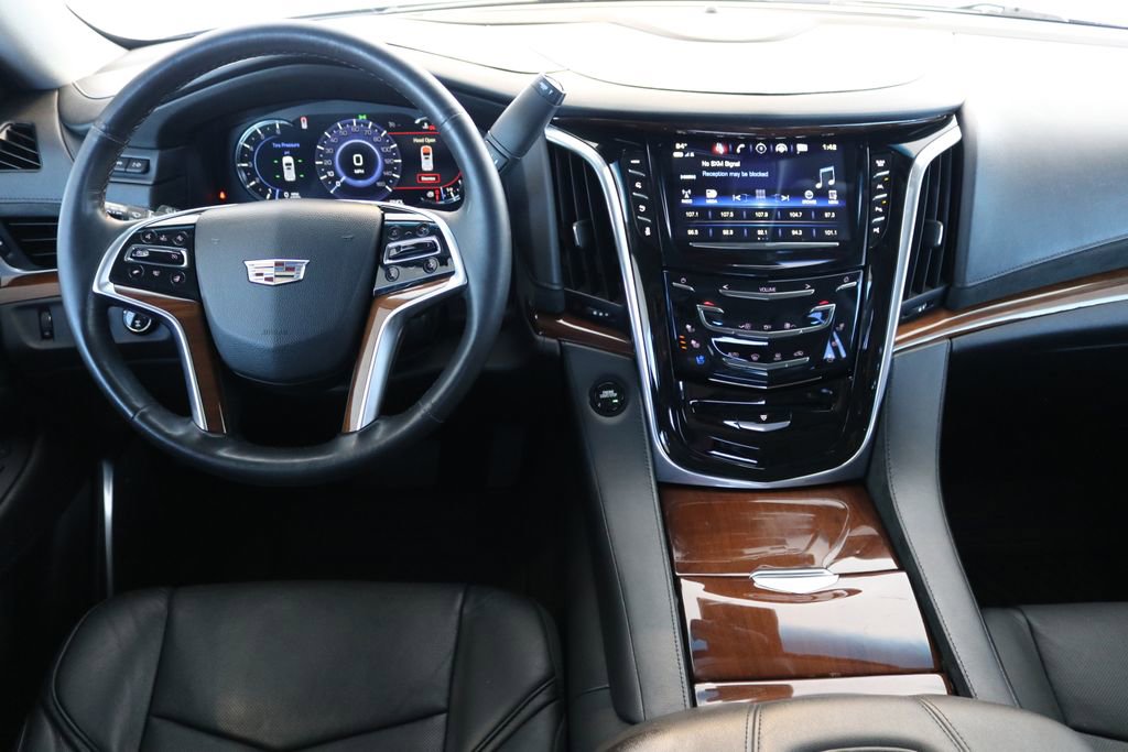 Used 2019 Cadillac Escalade Luxury image 21