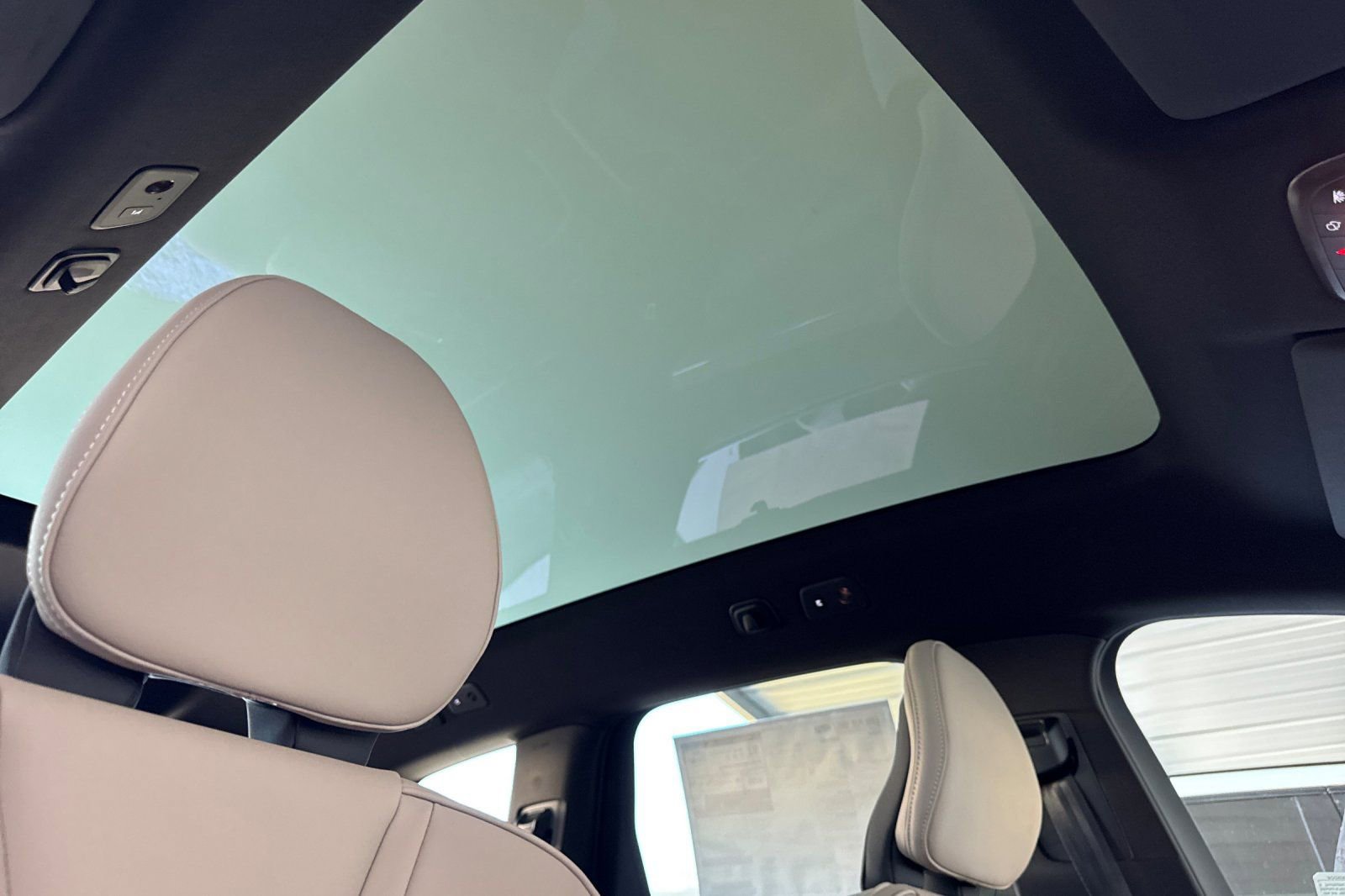 New 2026 Volvo EX90 Plus image 20