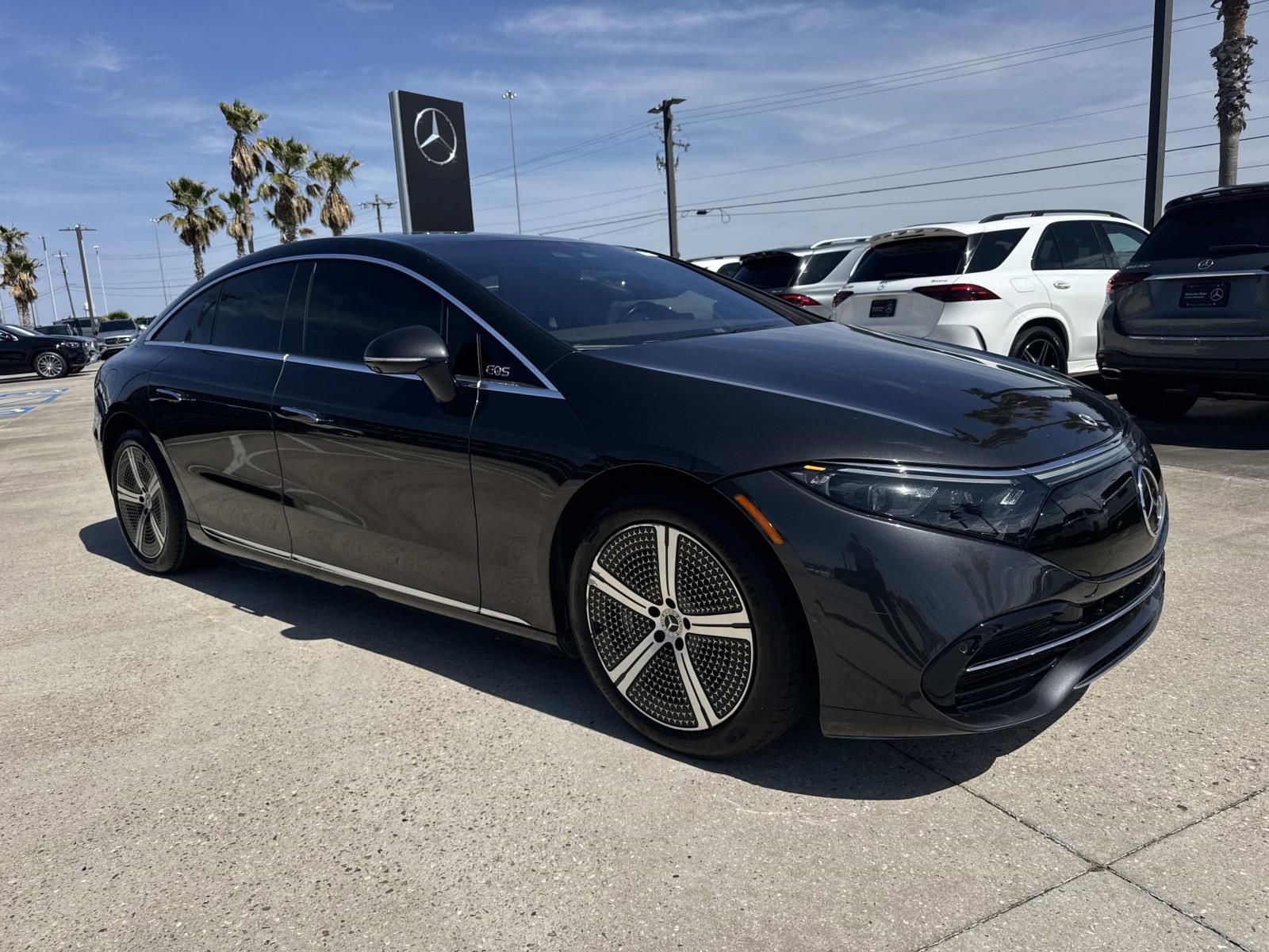 Used 2023 Mercedes-Benz EQS 450+ Sedan image 3