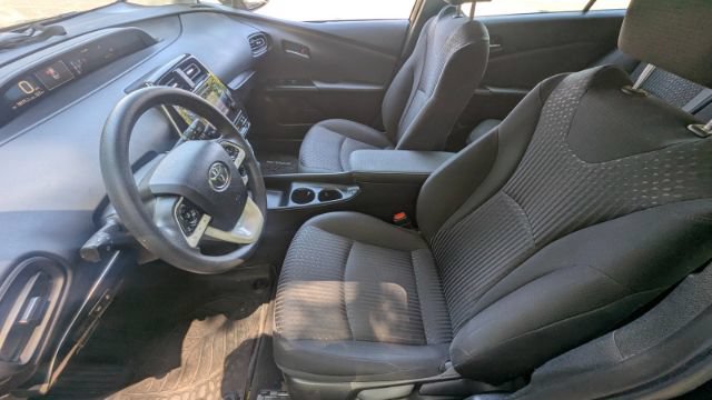 Used 2017 Toyota Prius Two w/ Prius Two Safety Plus Package FWD image 17