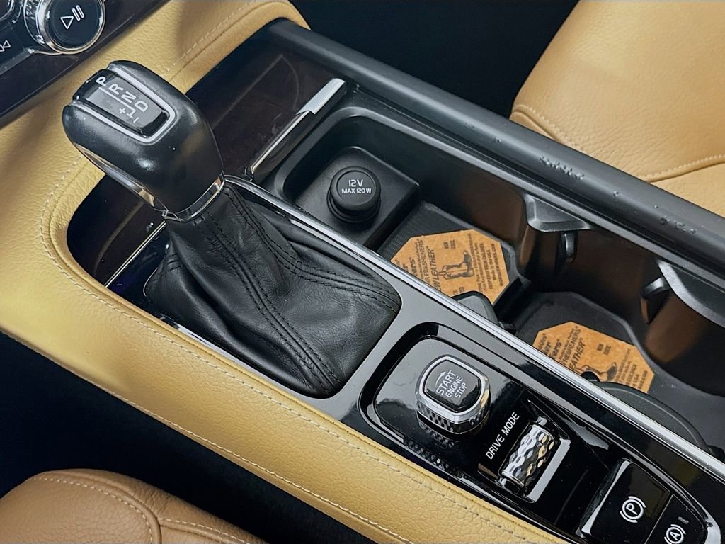 Used 2019 Volvo XC90 T6 Momentum w/ Advanced Package image 20