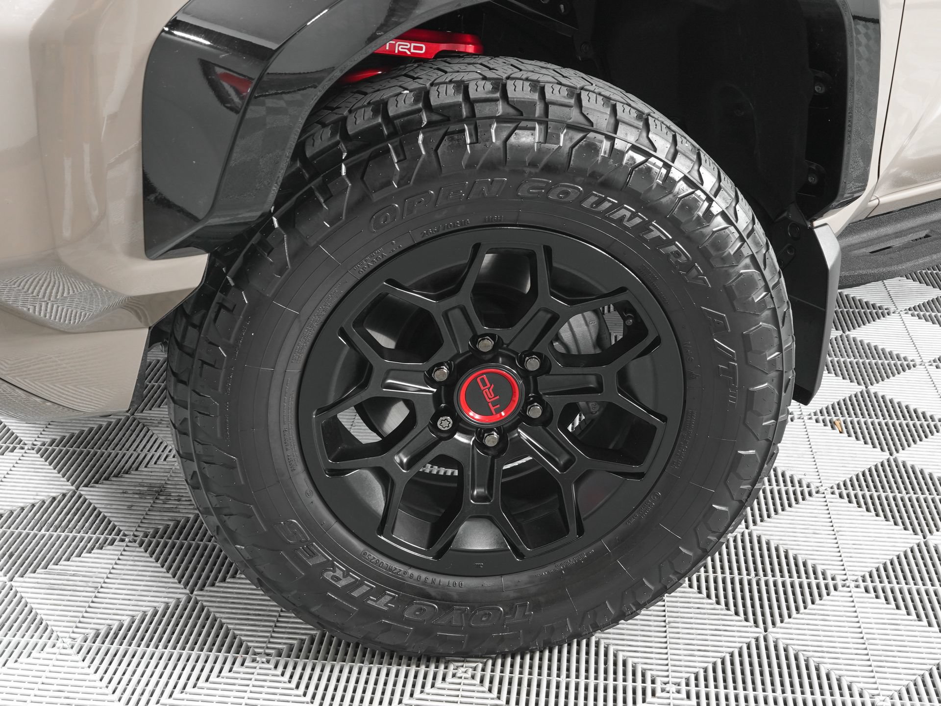 Used 2025 Toyota 4Runner TRD Pro AWD/4WD image 32