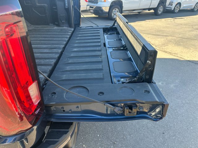 Used 2023 GMC Sierra 3500 AT4 w/ AT4 Preferred Package image 18