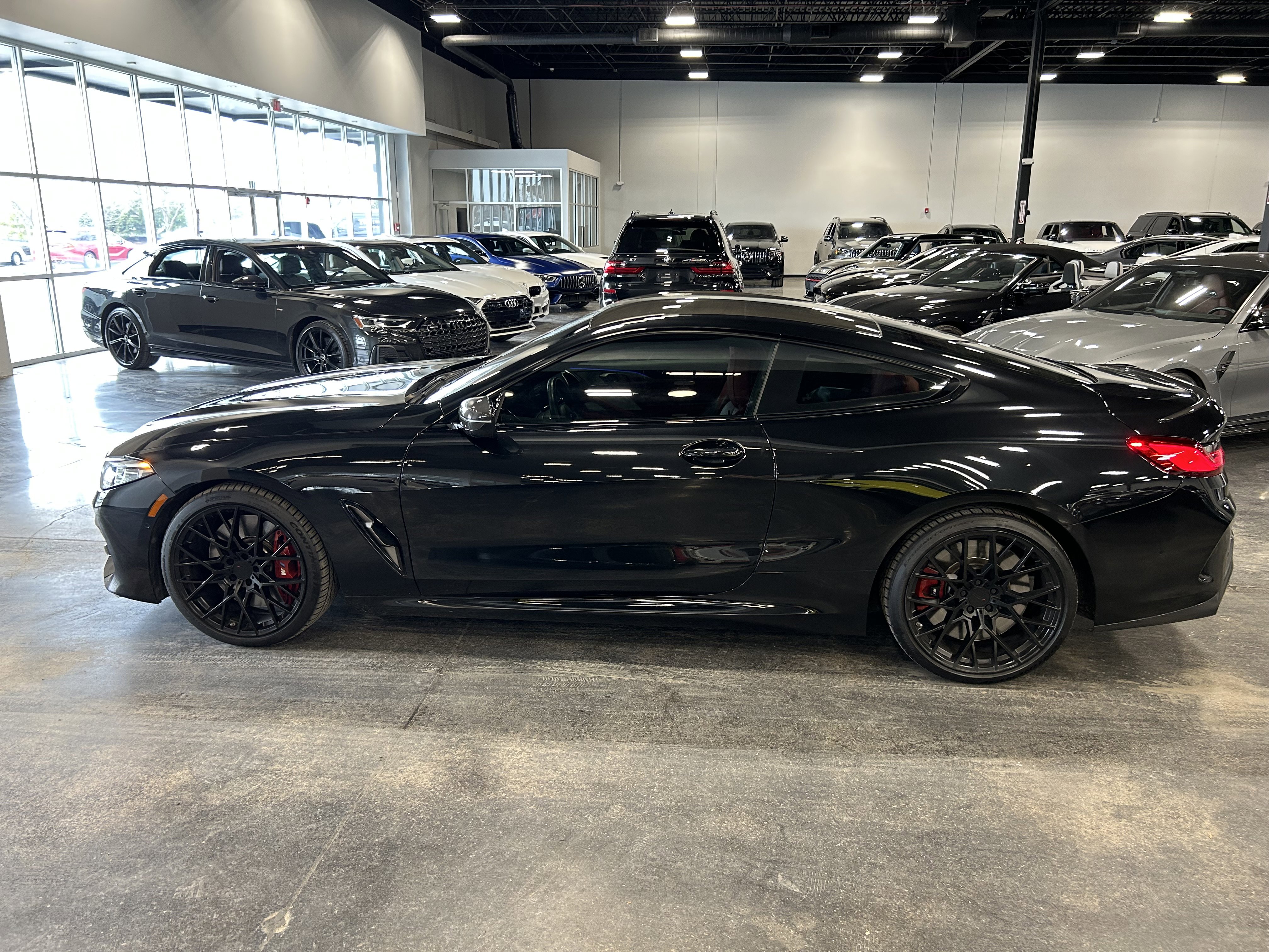 Used 2020 BMW M850i xDrive Coupe w/ M Carbon Exterior Package image 6