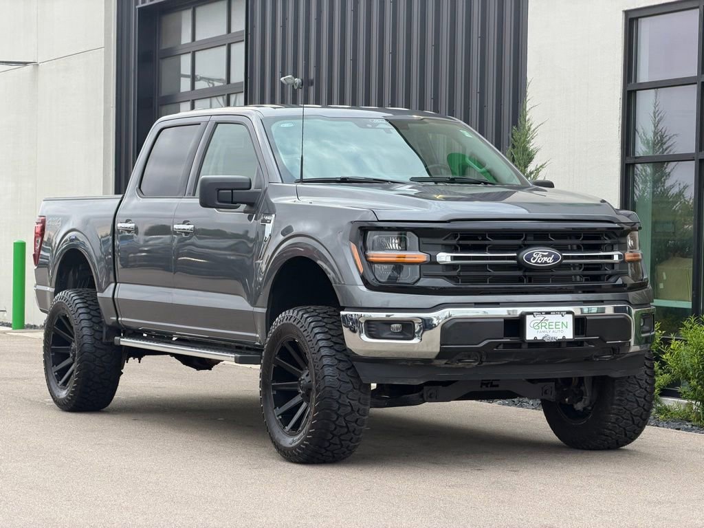 Used 2025 Ford F150 XLT w/ Equipment Group 301A Standard AWD/4WD image 4